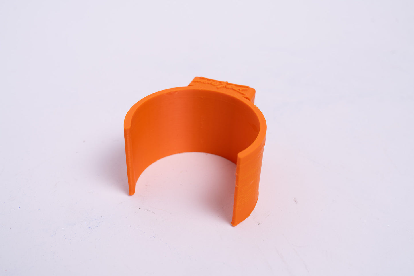 Magnetic Spray Can Holder (set of 3)